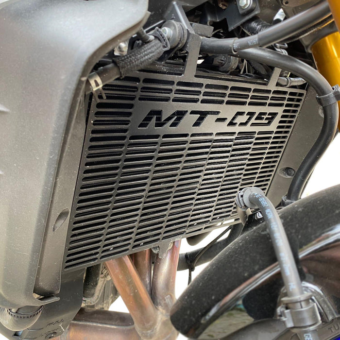 GP Kompozit Radiator Grille Guard Protector Cover Black Compatible For Yamaha MT-09  2021-2023