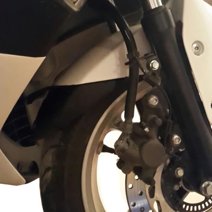 GP Kompozit Extensor de guardabarros delantero negro compatible con Yamaha NMAX 125 / NMAX 155 2015-2023