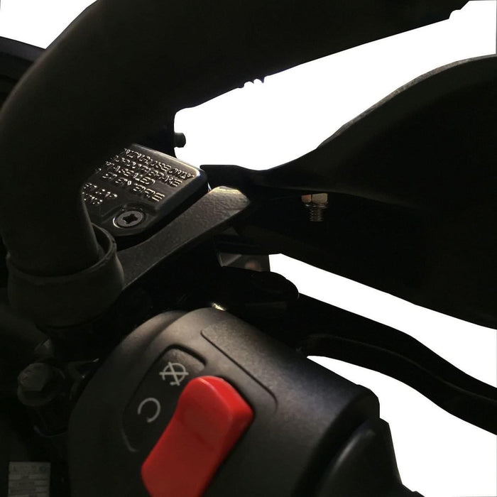 GP Kompozit Cubremanos Negro Compatible con Bajaj Dominar 250 / Dominar 400 2017-2026