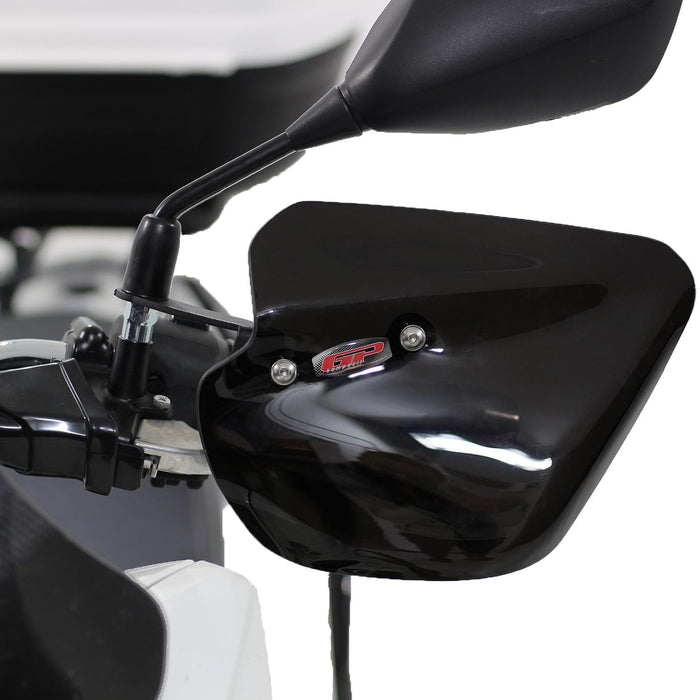 GP Kompozit Cubremanos Negro Compatible con Honda PCX125 / PCX150 2024-2026