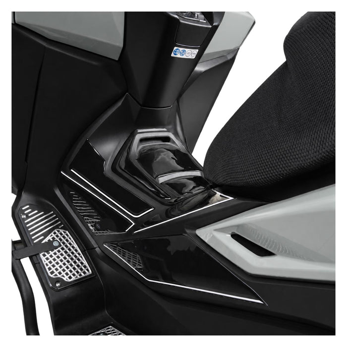 GP Kompozit Tank Pad Black Compatible For Honda Forza 250 / Forza 300 / Forza 350 / NSS300 / NSS350 2018-2026