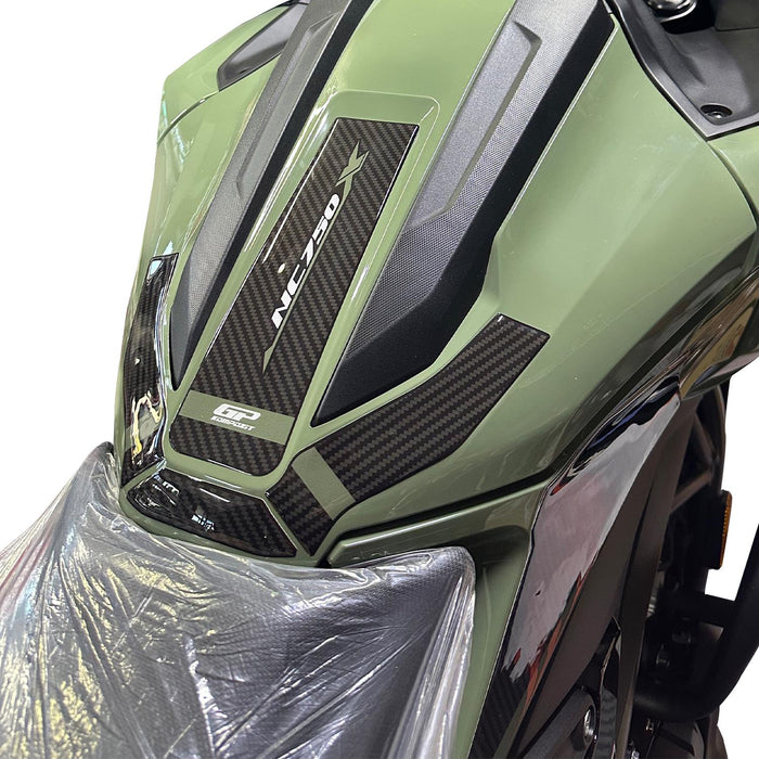 GP Kompozit Tank Pad Set Green-Carbon Compatible For Honda NC750X 2025