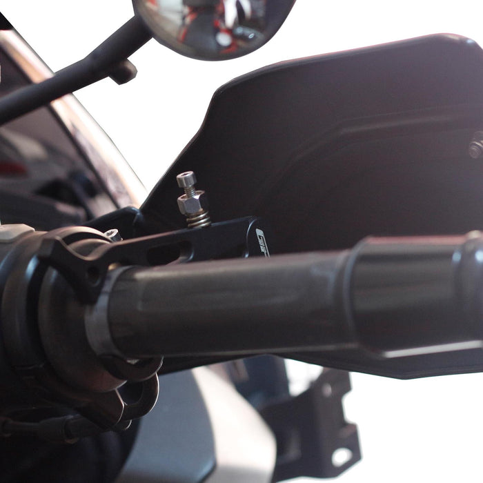 GP Kompozit Para Control De Crucero Universal De Moto Negro 