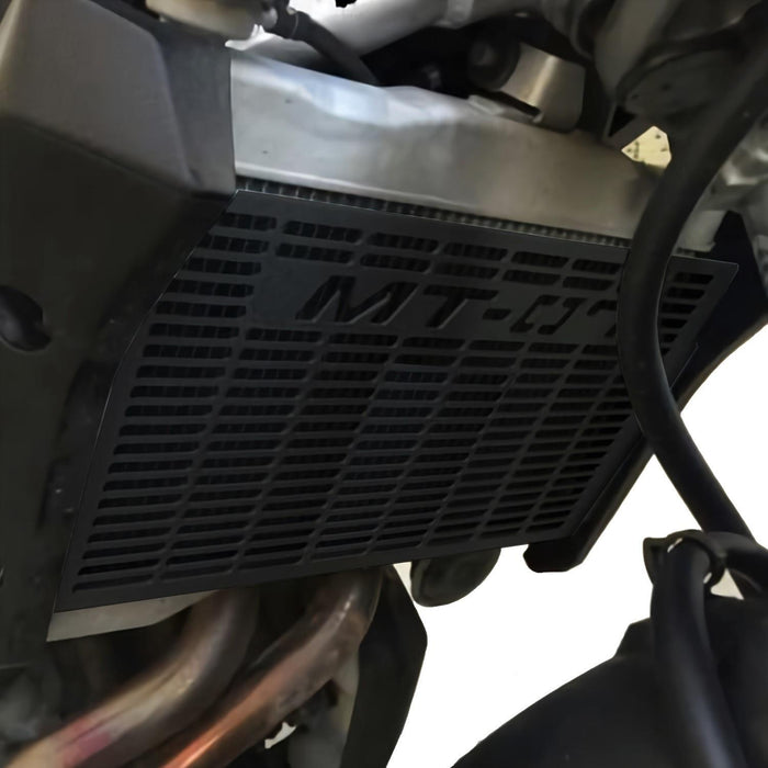 GP Kompozit Radiator Guard Black Compatible For Yamaha MT-07 2014-2020