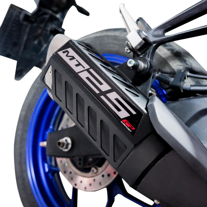 GP Kompozit Couvercle de protection d'échappement noir compatible pour Yamaha MT-25 / MT-03 2015-2023 