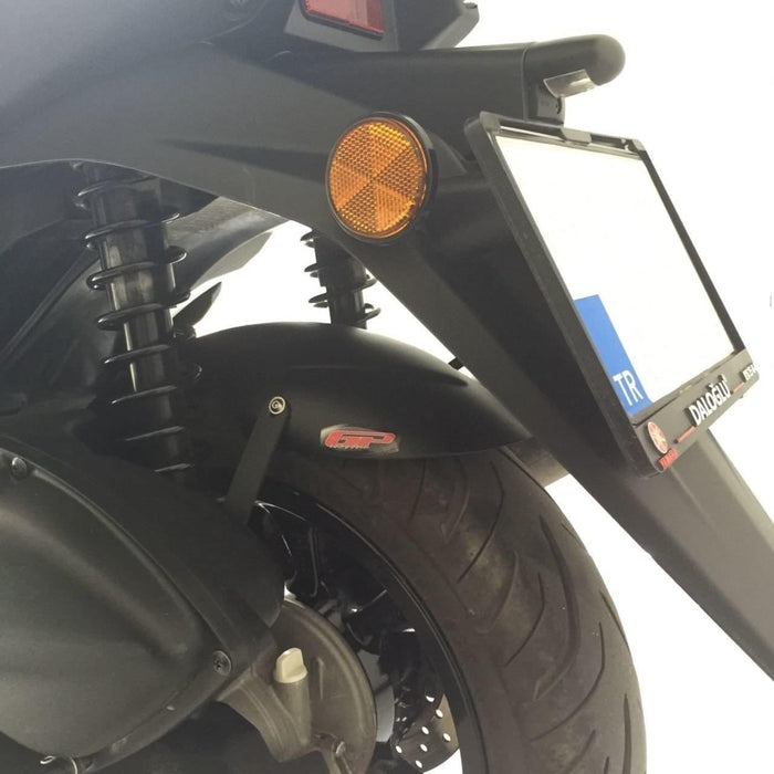 GP Kompozit Guardabarros trasero negro compatible para Yamaha Tricity 2014-2023 