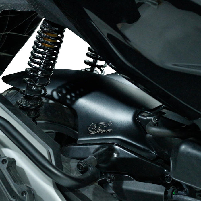 GP Kompozit Guardabarros trasero de fibra negro compatible para Honda Forza 250 / Forza 350 / NSS350 2021-2023 