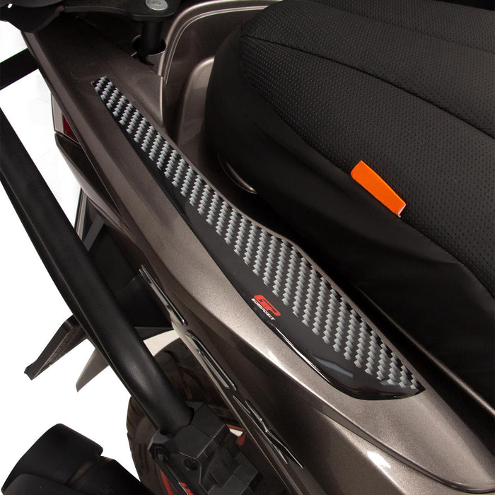 GP Kompozit Jeu de coussinets de réservoir à bande latérale arrière noir compatible pour Honda PCX125 / PCX150 2018-2020 