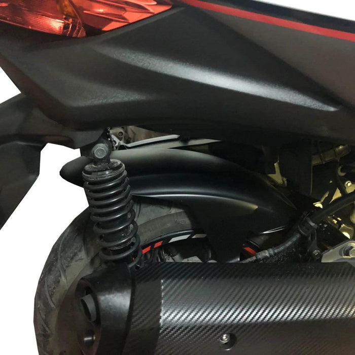 GP Kompozit Garde-boue arrière noir compatible pour Yamaha XMAX 125 / XMAX 250 / XMAX 300 2018-2022 
